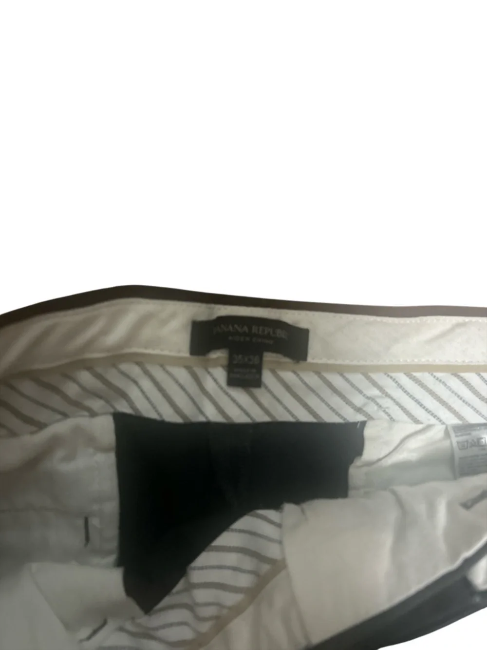 Banana Republic •	men’s size